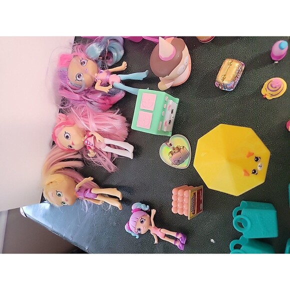 HUGE Shopkins Lot Random Figures Basket Containers Mixed Seasons lot Dolls - Picture 13 of 16